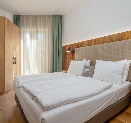 Elements Resort Zell am See | 2 Schlafzimmer Superior Suite mit privater Sauna Elements Resort Zell am See | 2 Schlafzimmer Superior Suite mit privater Sauna